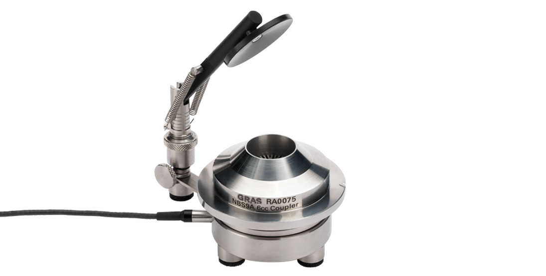 Bộ ghép nối GRAS 43AF-S1 1" 6cc theo tiêu chuẩn IEC 60318-3 với bộ tiền khuếch đại 26AB.